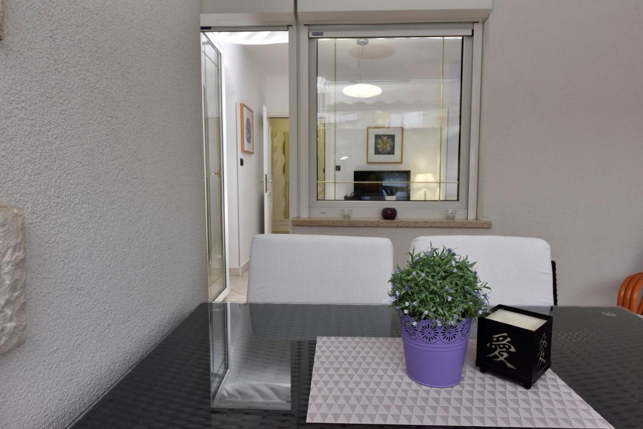 Apartments Lavizatic 포레치 외부 사진