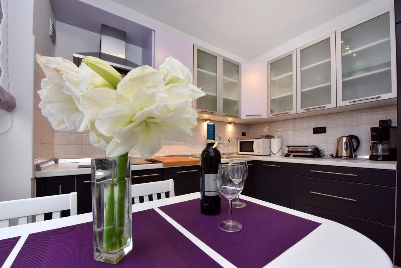 Apartments Lavizatic 포레치 외부 사진