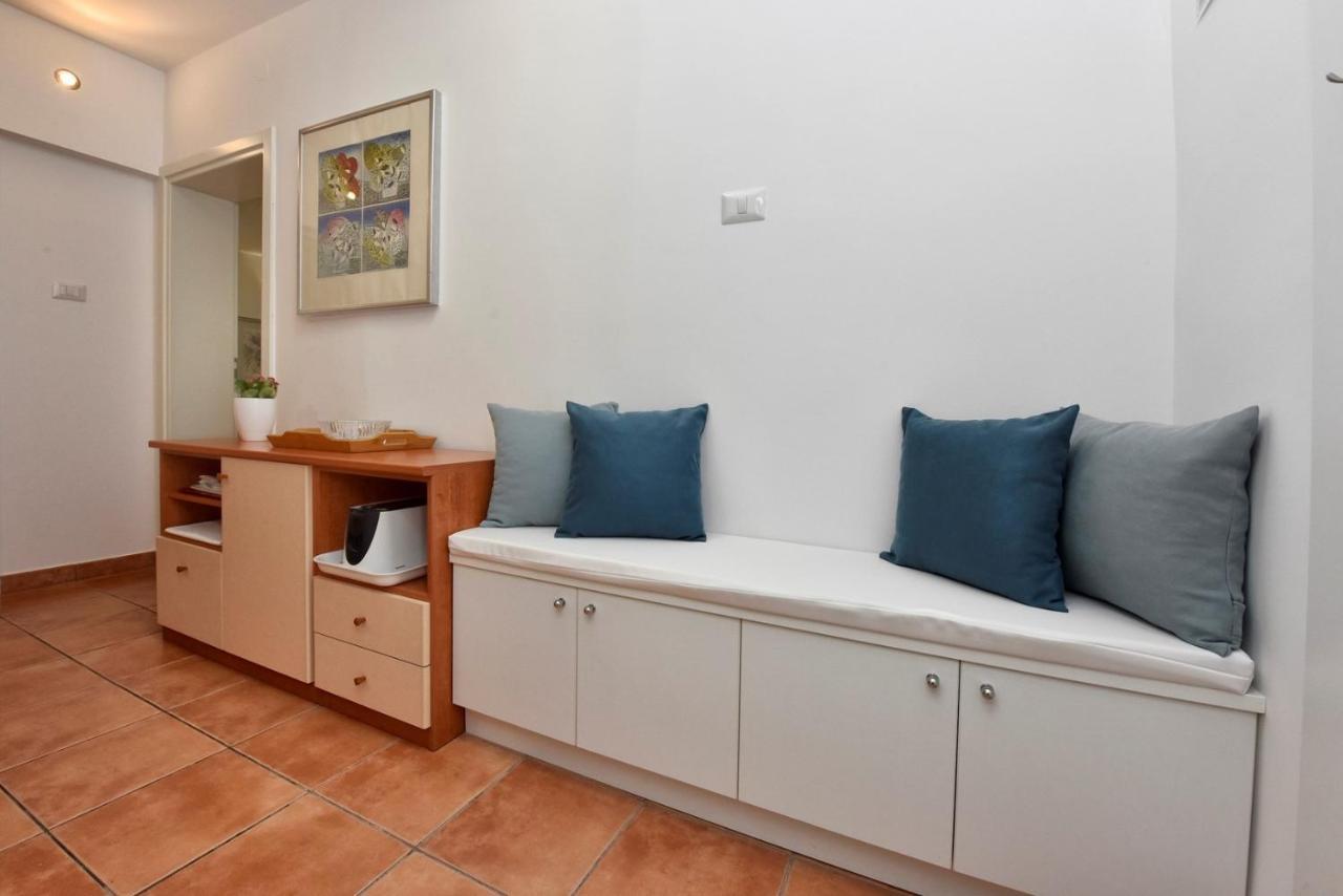 Apartments Lavizatic 포레치 외부 사진