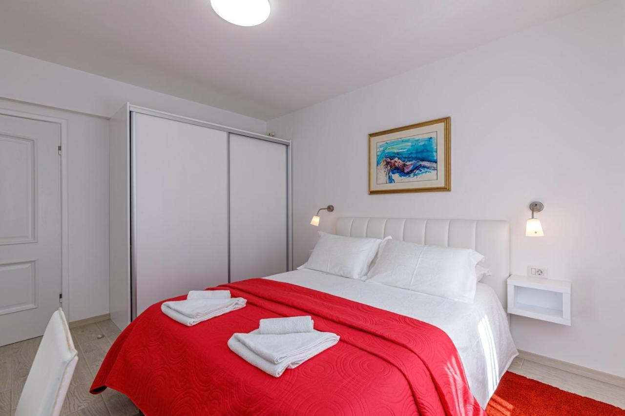 Apartments Lavizatic 포레치 외부 사진