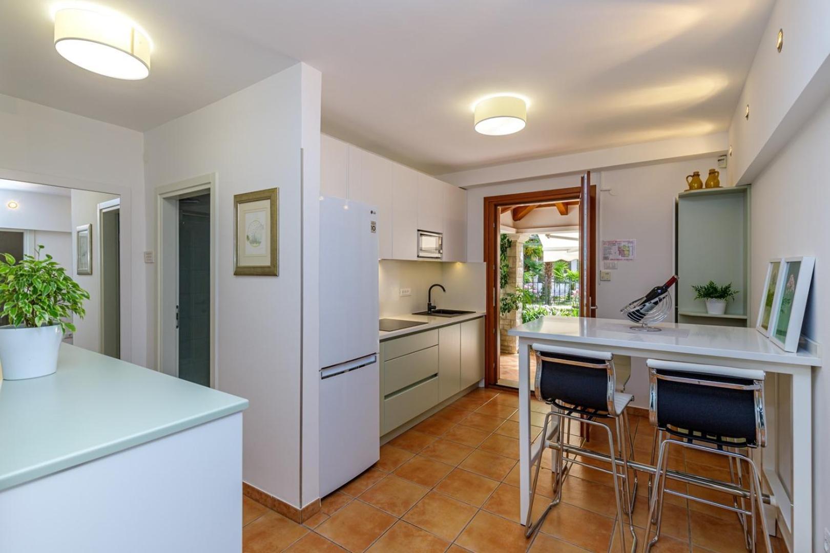 Apartments Lavizatic 포레치 객실 사진